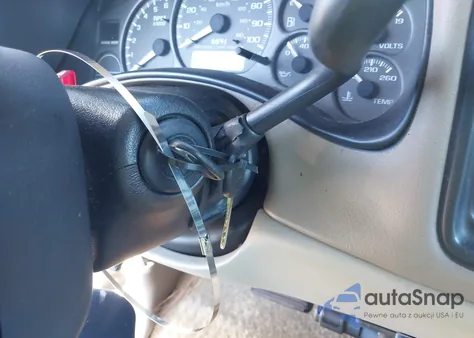 2002 Chevrolet Tahoe Z71 from USA, damaged, VIN 1GNEK13Z82R249152